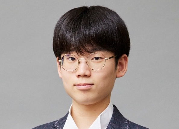 本校卒業生が東京大学入学式で総代を務めました。